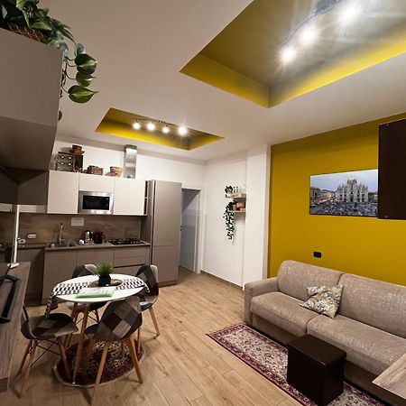 Nel Quartiere Bayres Suite Completamente Rinnovata Milán Exteriér fotografie