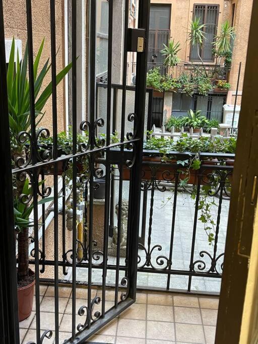 Nel Quartiere Bayres Suite Completamente Rinnovata Milán Exteriér fotografie