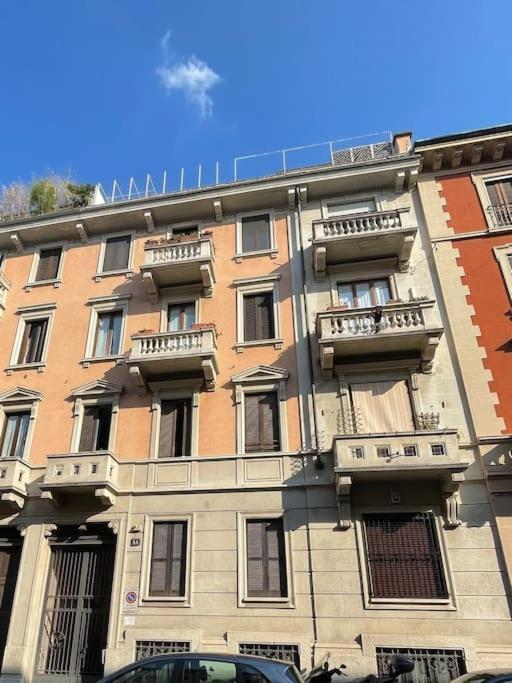 Nel Quartiere Bayres Suite Completamente Rinnovata Milán Exteriér fotografie